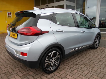 Opel-Ampera-e
