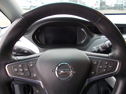 Opel-Ampera-e