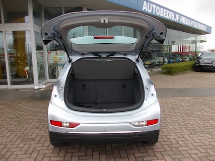 Opel-Ampera-e