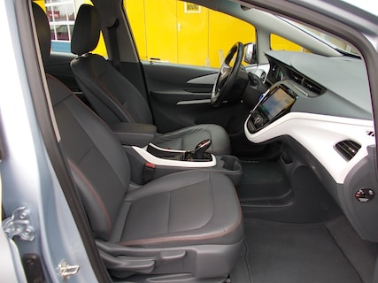 Opel-Ampera-e