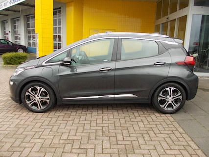 Opel-Ampera-e
