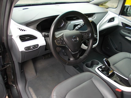 Opel-Ampera-e