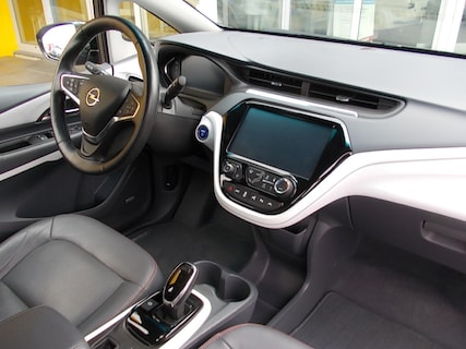 Opel-Ampera-e