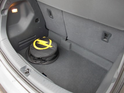 Opel-Ampera-e