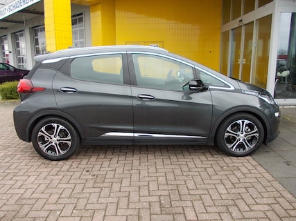 Opel-Ampera-e