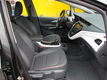 Opel-Ampera-e