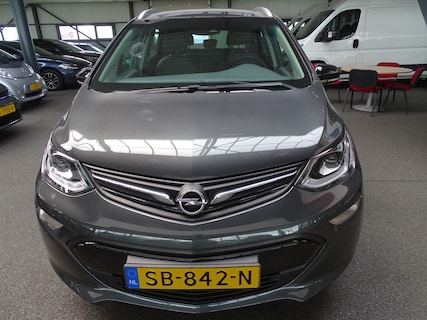 Opel-Ampera-e