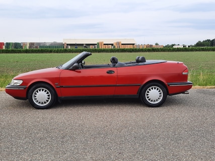 Saab-900