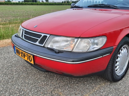 Saab-900