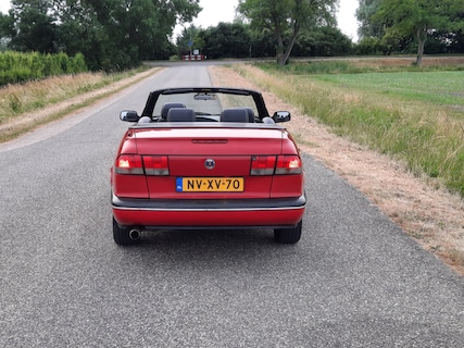 Saab-900