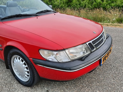 Saab-900