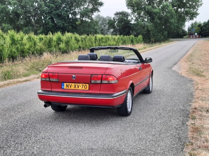 Saab-900