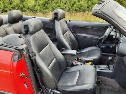 Saab-900