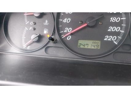Mazda-323