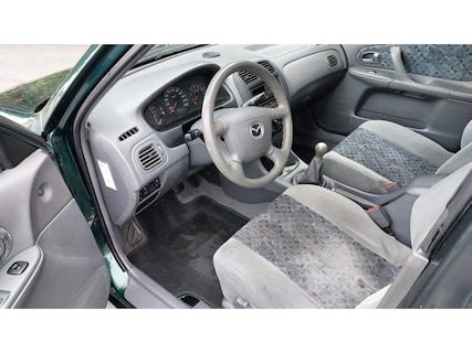 Mazda-323