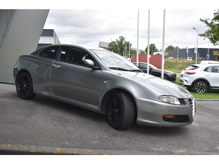Alfa Romeo-GT