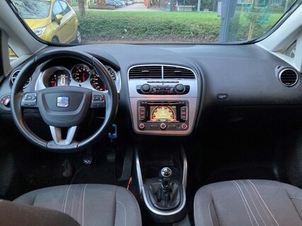 SEAT-Altea XL