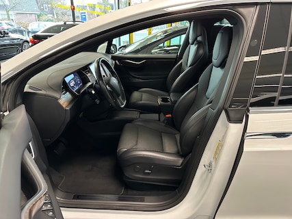 Tesla-Model X