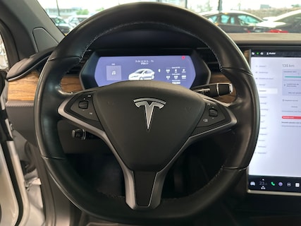 Tesla-Model X