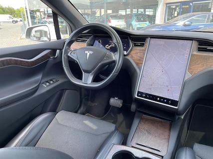 Tesla-Model X