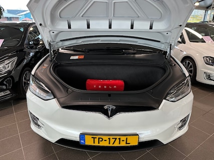 Tesla-Model X