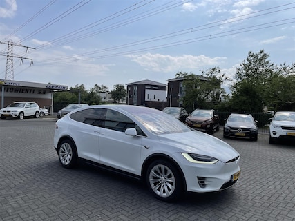 Tesla-Model X