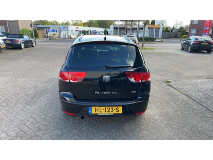 SEAT-Altea XL