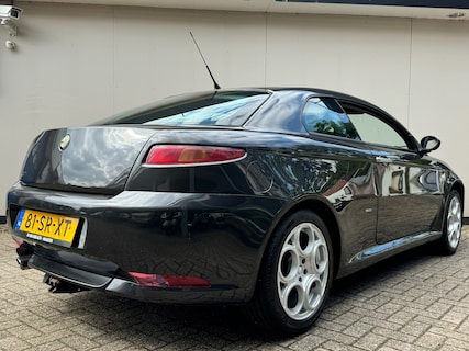 Alfa Romeo-GT