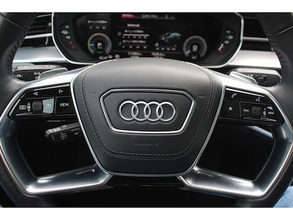 Audi-A8