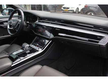 Audi-A8
