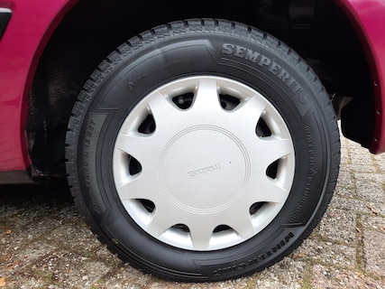 Mazda-323