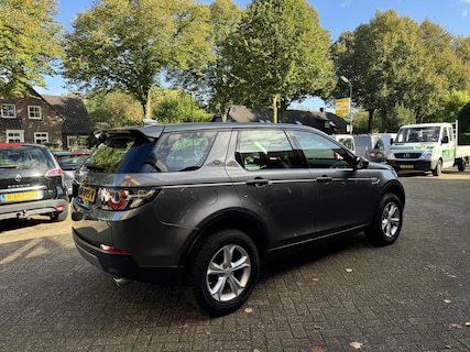 Land Rover-Discovery Sport