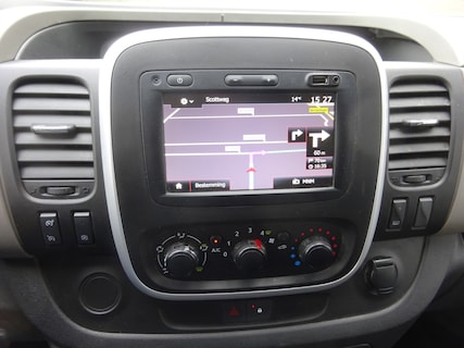 Nissan-NV300