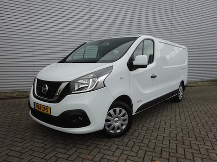 Nissan-NV300