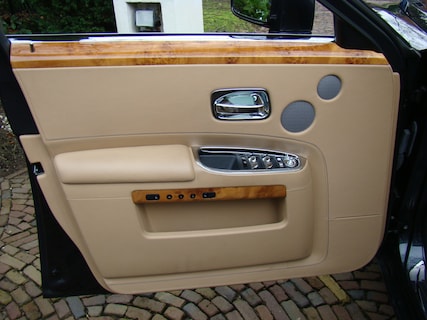 Rolls-Royce-Ghost
