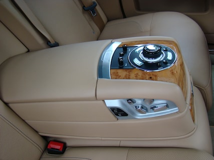 Rolls-Royce-Ghost