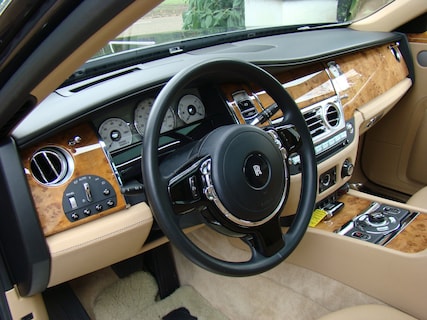 Rolls-Royce-Ghost