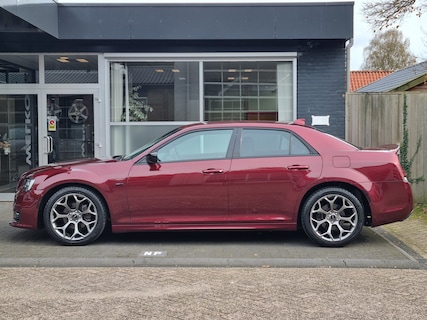 Chrysler-300C