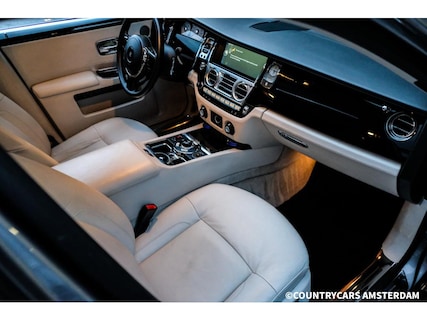 Rolls-Royce-Ghost