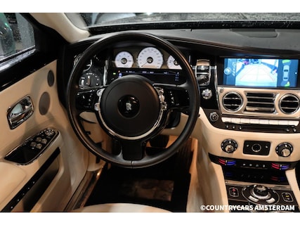 Rolls-Royce-Ghost