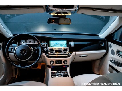 Rolls-Royce-Ghost