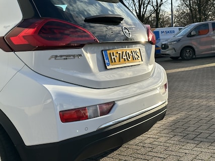 Opel-Ampera-e