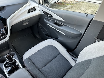 Opel-Ampera-e