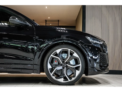 Audi-RS Q8