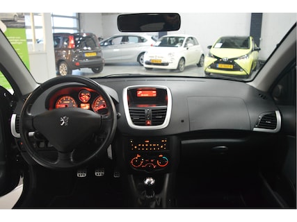 Peugeot-206+
