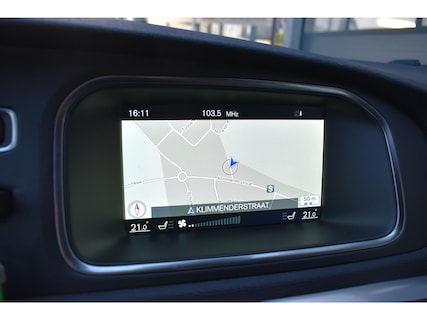 Volvo-V40 Cross Country