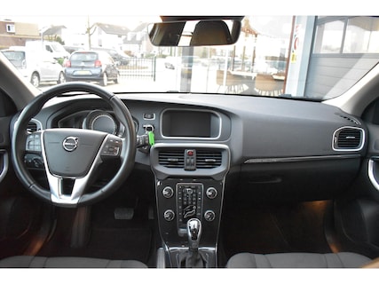 Volvo-V40 Cross Country