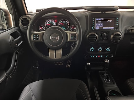 Jeep-Wrangler