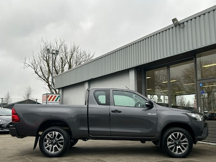 Toyota-Hilux
