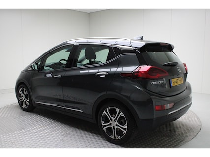 Opel-Ampera-e